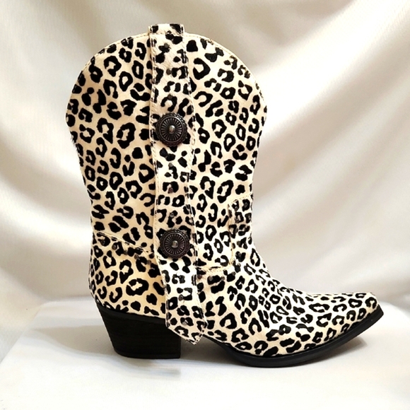 Dan Post Shoes - Dingo By Dan Post Snow Leopard Leather Heeled Western Cowgirl Boots (W Size 8.5)